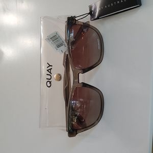 NWT Quay Australia polarized sunglasses with case